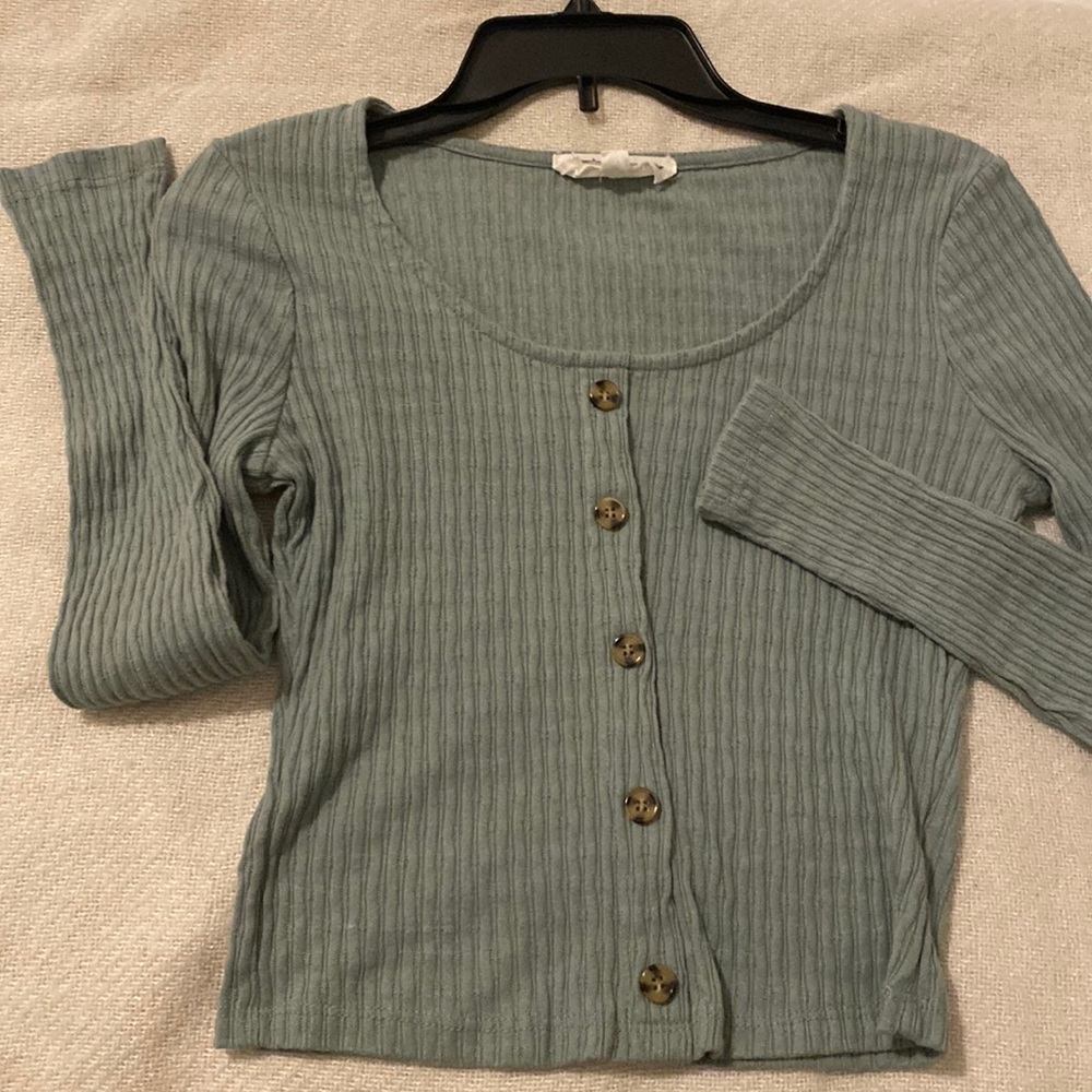 Like New Hippie Rose XL Shirt Juniors